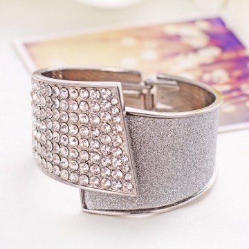 New Style Fashion Metall Strass Armreif Zuckerguss