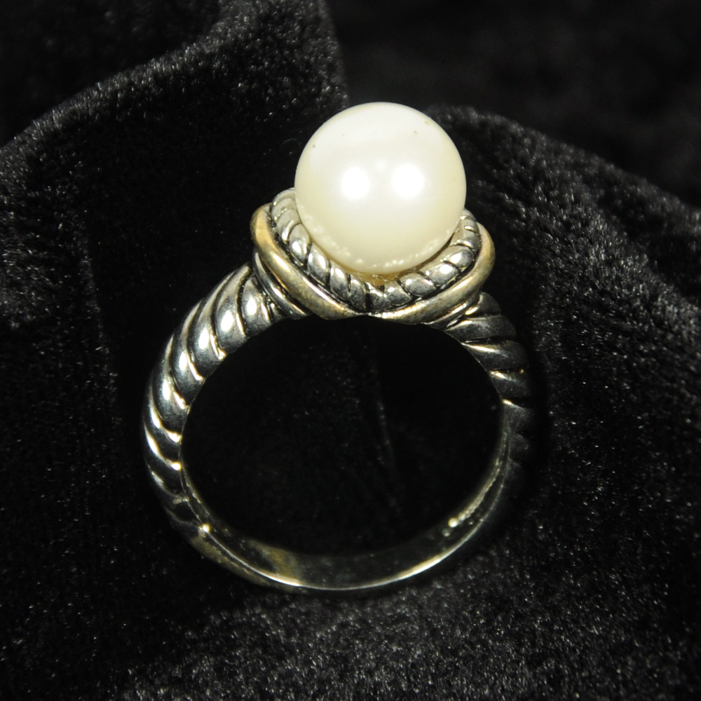 Unique Ivory Pearl Rings 