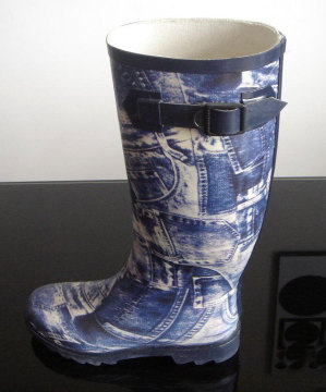 leisure rain boots