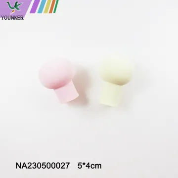 Washable cosmetic sponge blender
