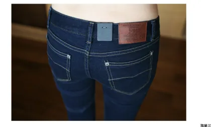 2019 Korean Version of Low-waisted Jeans