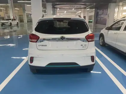 Affordable Second-hand Electric Taxi Cars: Discover the Baic EC3 EV at Low Prices from China