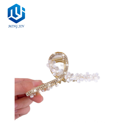 Wholesale Korean Colorful Flower Rhinestone Cute Alloy Hair Claw for Women