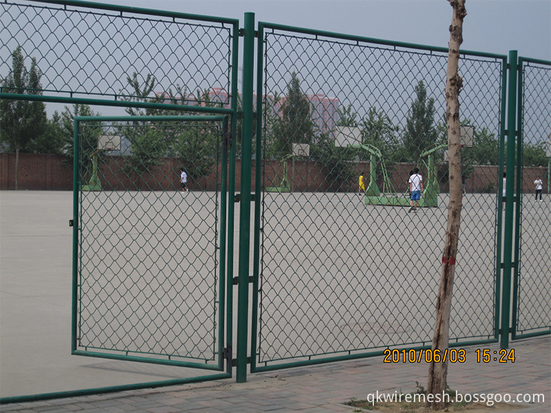 chain-link-fence