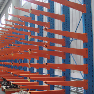 Cantilever Racking for Long Goods (Wooden Panel)