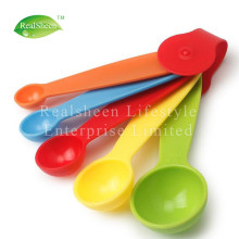 Set de 5 cucharas medidoras de plástico de colores Set