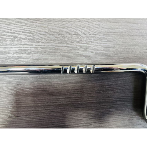 カーシートのヘッドレストロッド交換部品