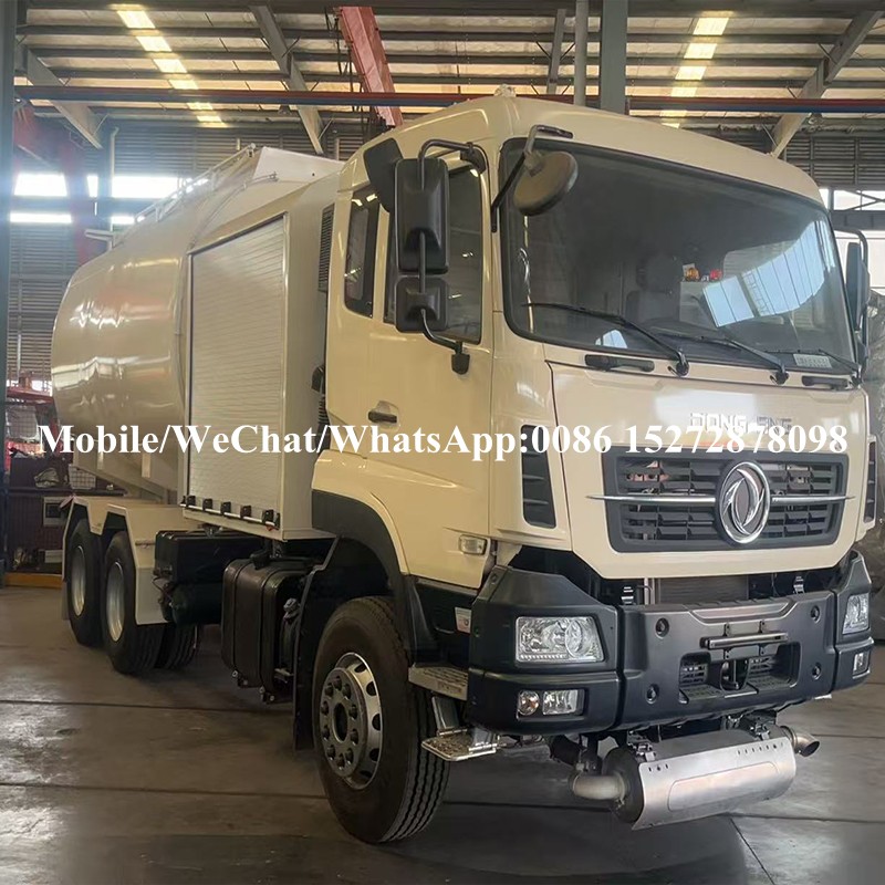 Aircraft Refueling Truck (6)