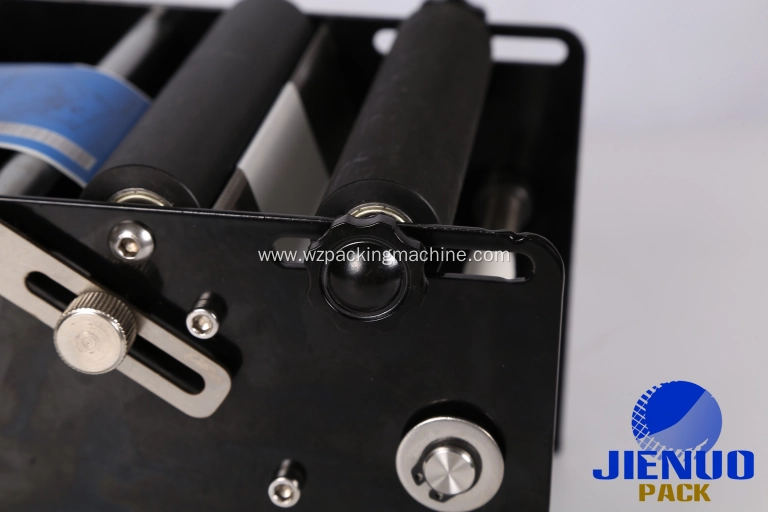 MT-30 Small Adhesive Hand Manual Labeling Machine