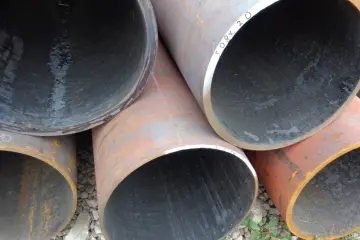 Seamless steel pipes in stock