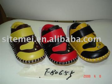 baby shoes , shoes