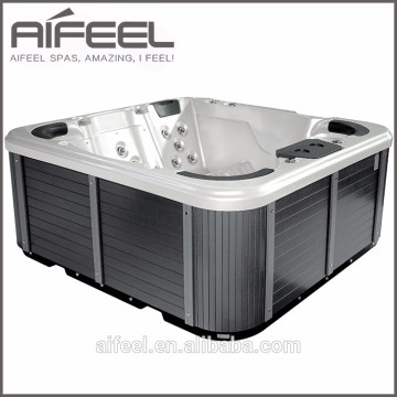 Hot Sale music system Acrylic Spa Outdoor Freestanding Massage deluxe Outdoor Spa for 5 person