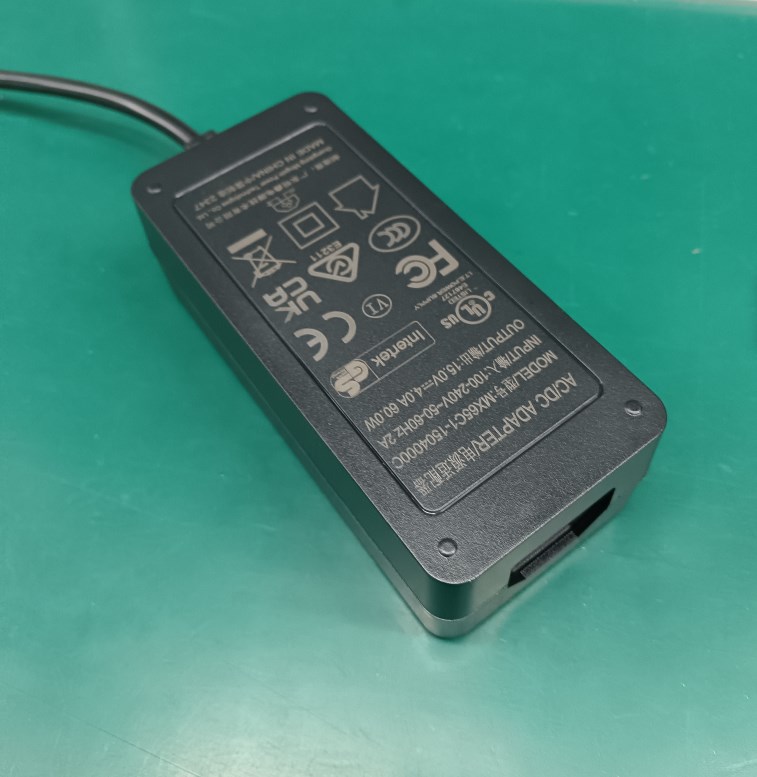 15 Volt 4 Amp Power Adaptor Jpg