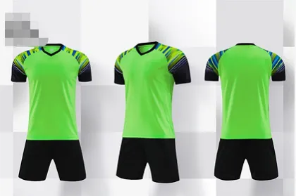High Quality Custom Football Suit Sets for Boys and Girls - OEM Training Wear
