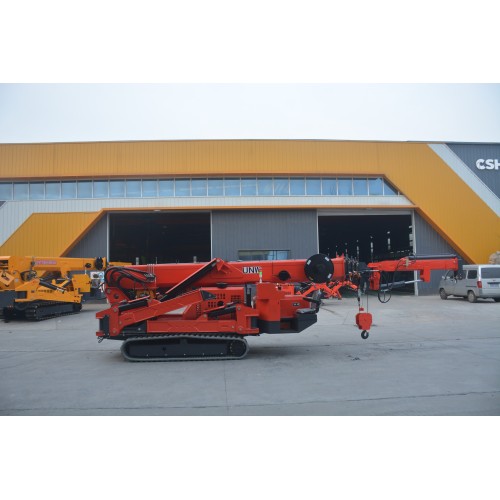 8-тонный кран-паук с расширенными функциями мобильности