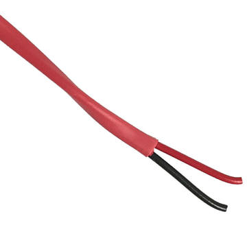 Płaski podwójny kabel elektryczny w czerwonej osłonie
