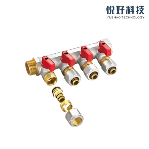 Collettore dell'acqua in ottone con 4 porte di uscita del tubo