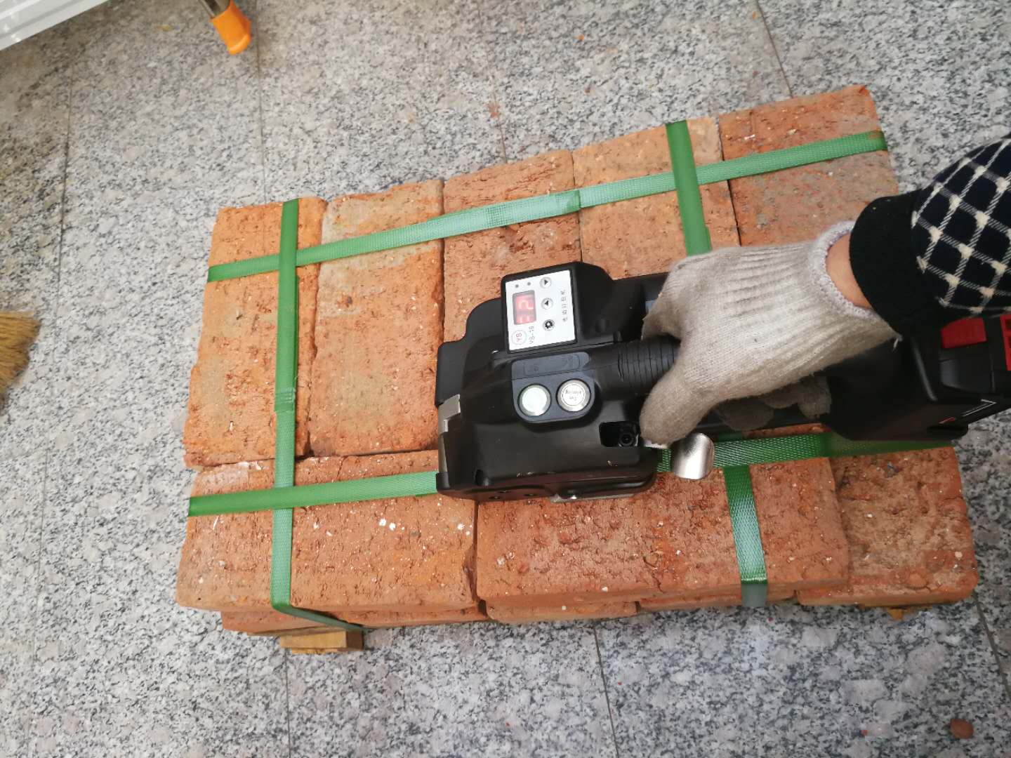 wysokiej jakości narzędzie do spinania quality strapping tool