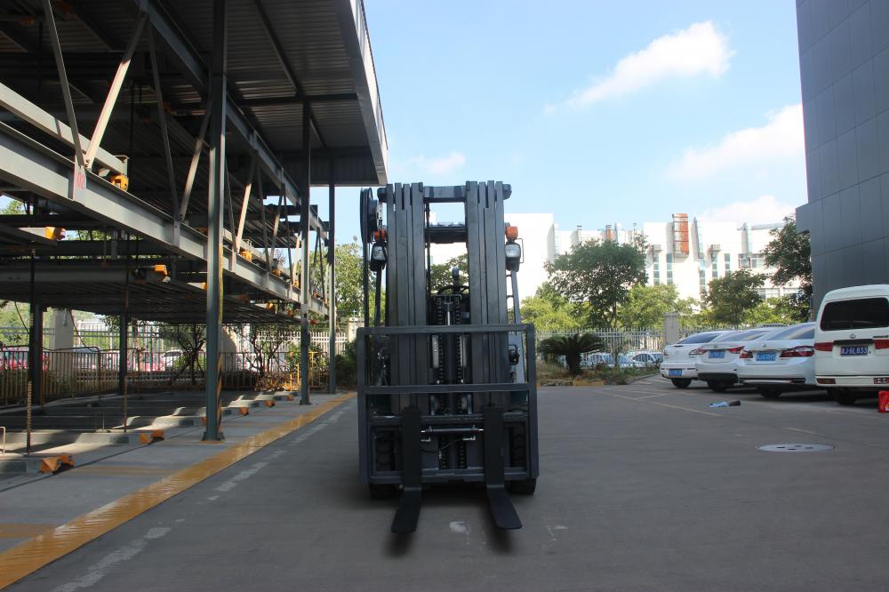 Forklift For America Market