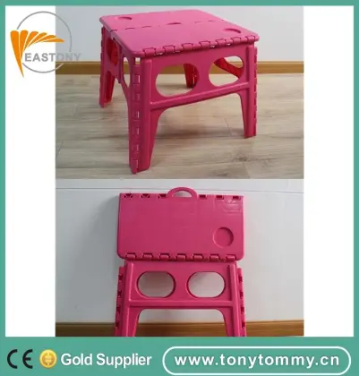 The lightweight foldable step stool