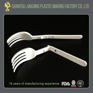 Factory price white plastic foldable fork with long handle