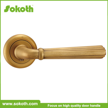 Luxury door handle,Zinc alloy interior door lever handles on rose,door hardware