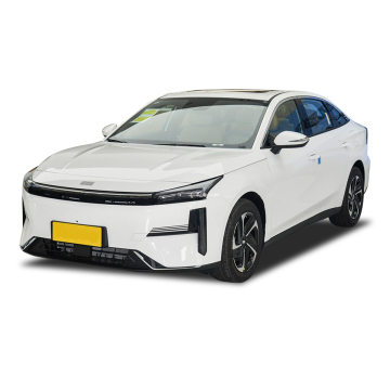 2024 Geely Galaxy L6 Puls: 60 km Hybrid 4-türtiger 5-Sitzer-LHD-Limousine