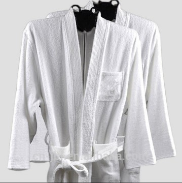 Best selling comfortable white hotel terry bathrobe for hotels