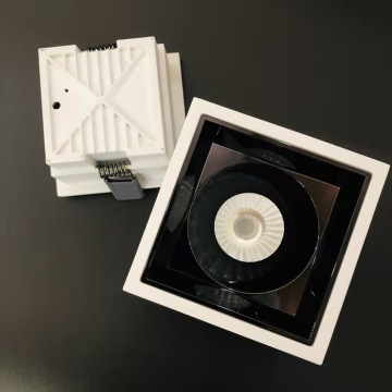 Square ceiling spot light with reflector