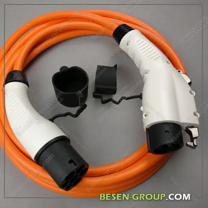 32A Yazaki Nissans Leaf Plug For Electric Car