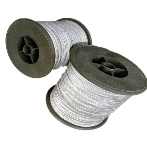 1 Spool 200 G Reflective Yarn Both Sides Nm 35 Grey 35.000 M/kg on a Cone 