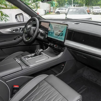 ACC Automatic Gac GS8 RHD Plugin Hybrid SUV