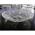 Assiette en or peint transparent de taille moyenne