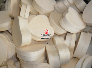 Wooden Boxes of Heart Shape with Logo on Top