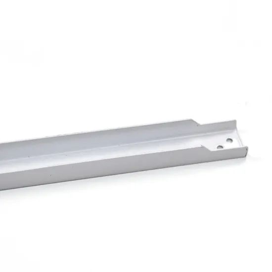 Double-sided cabinet refrigerator center beam