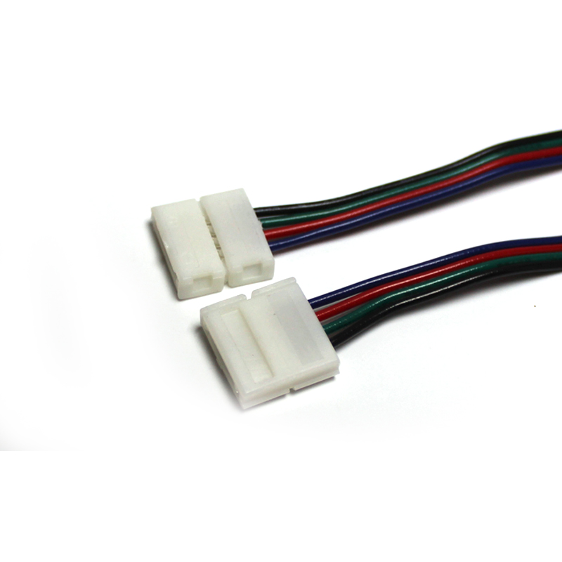 Dual male RGB cable