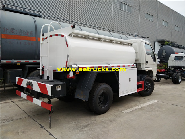 Dongfeng 5 CBM Oil Tank Trucks