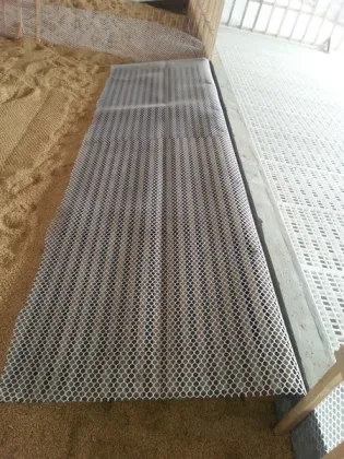 Chicken and duck house slatted floor