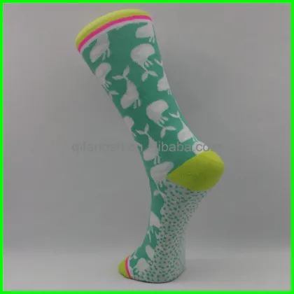 Custom pattern jacquard knitted oem women socks