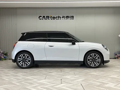 Electric MINI COOPER 2025 456km COOPER E Classic