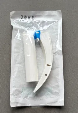 STERILE DISPOSABLE LARYNGOSCOPE SET, HANDLE WITH MAC BLADE