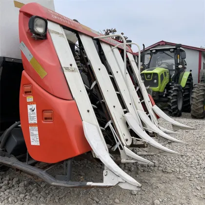 Kubota PRO888GM Mini Combine Harvester