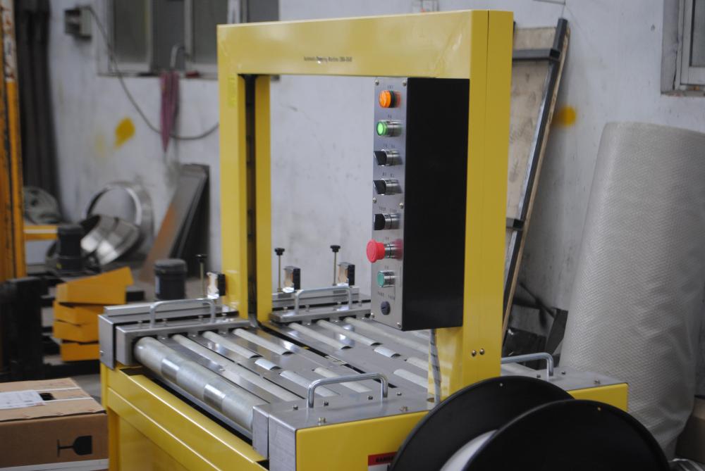 pp carton box strapping machine