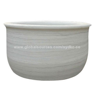 47-inch round-shaped freestanding marble bathtub, center drain