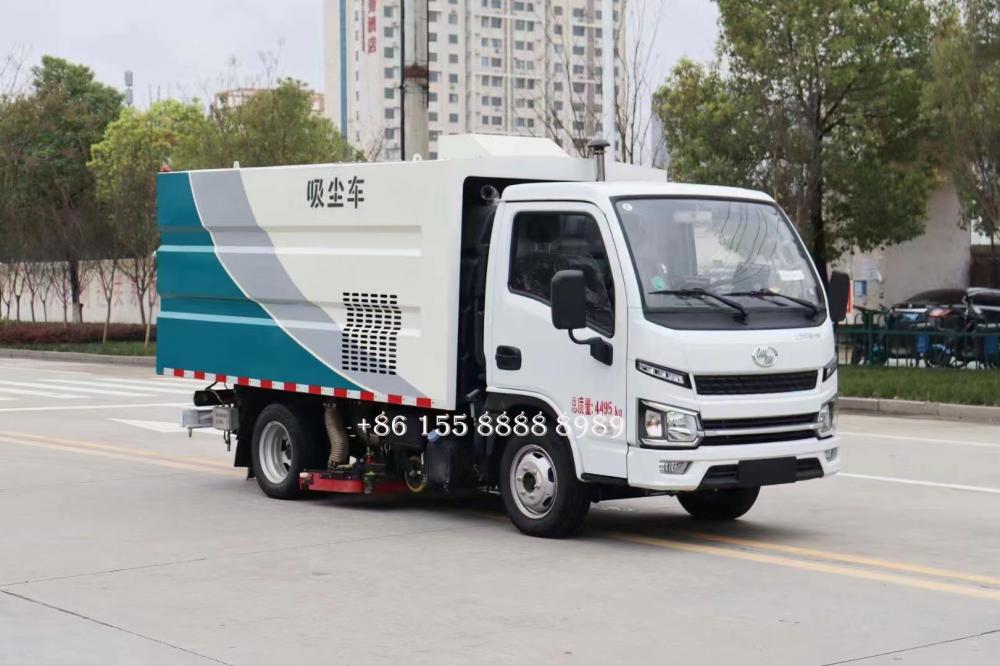 Yuejin Vacuum Truck 5 Jpg