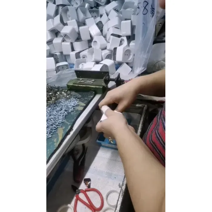 Stopkontak Dinding Listrik (S6010)