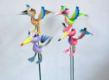 5'' Beak Mouth Duck Garden Plant Stakes