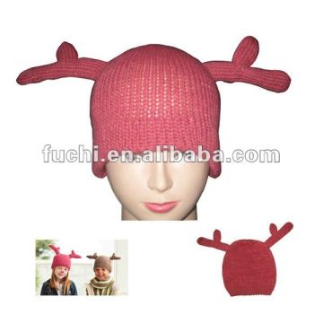 100% Acrylic Knitted Hat with Reindeer for Christmas, Antler Christmas Hat
