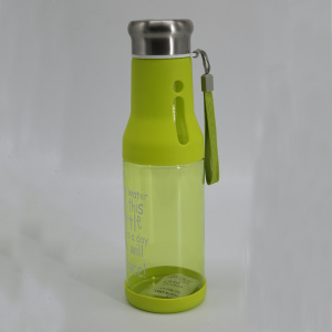 Water Bottle for walking with silicone dishwasher safe