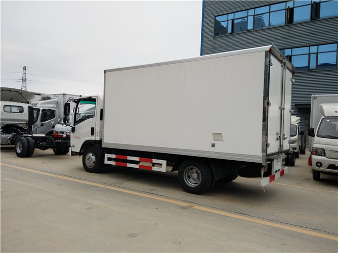 Frozen Refrigerator Truck Jpg